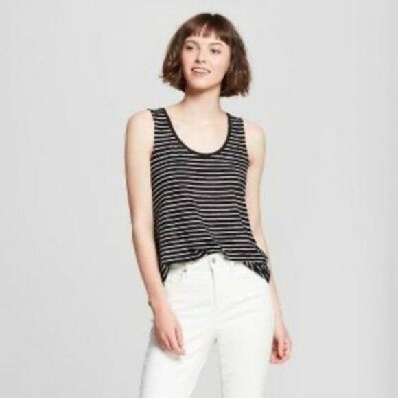 a new day Tops - A New Day | Striped Black and White Tank Top | Large